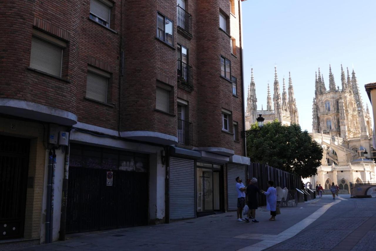 Vivienda En Perfecta Ubicacion Al Lado De La Catedral De Burgos Atuaire Apartment Exterior photo